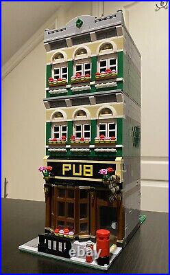 LEGO CUSTOM MODULAR PUB fits with 10264 for city or train display MOC 624