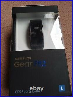 Samsung Galaxy Gear Fit2 Smart Watch Large SM-R360 boxed perfect