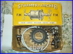 Sturmey Archer FM 4 Speed Medium Ratio Hub Gear NOS Boxed and c/w Fittings